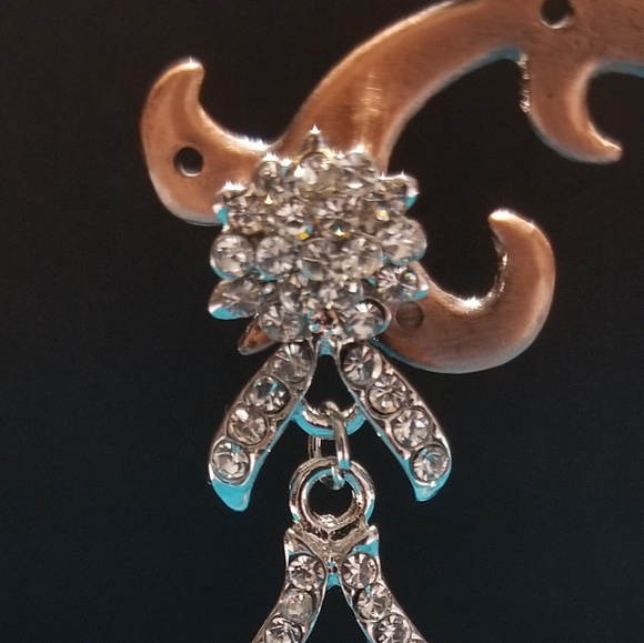 Crystal rhinestone earrings - Picture 4 of 7